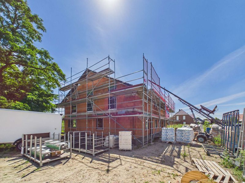 Fertigstellung November 2026: Moderne Neubau-Doppelhaushälfte in Wienhausen-Bockelskamp